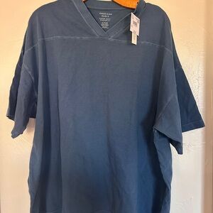 American Eagle Outfitters Men's Dark Blue Short Sleeve Tee